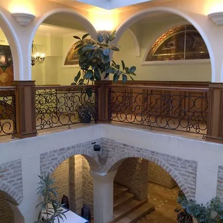 Skala Hotel 3*
