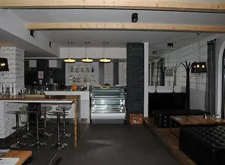 Skala 3*